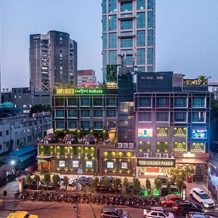 Golden Parkk Hotel Kolkata Bagian luar foto