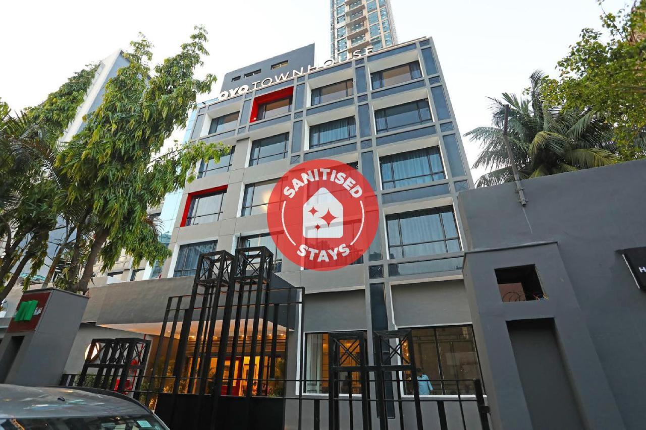 Golden Parkk Hotel Kolkata Bagian luar foto