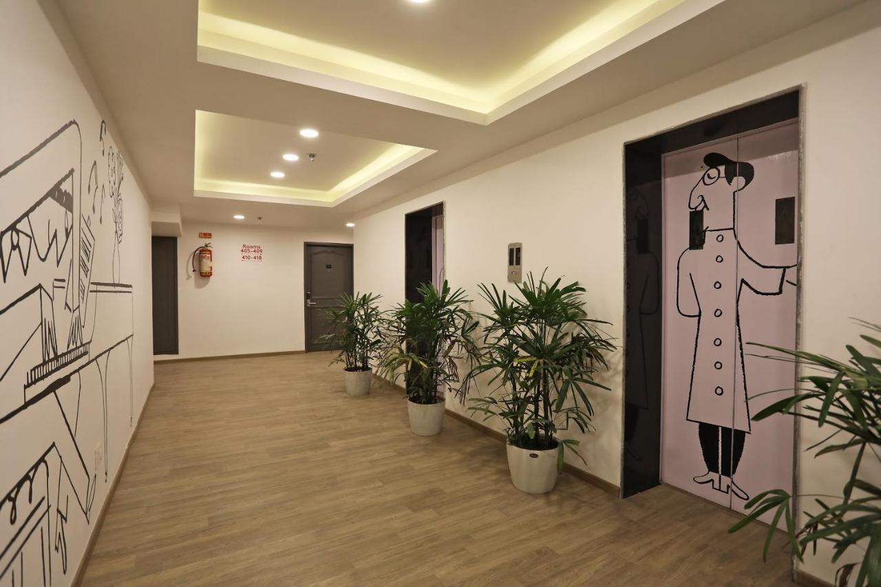 Golden Parkk Hotel Kolkata Bagian luar foto